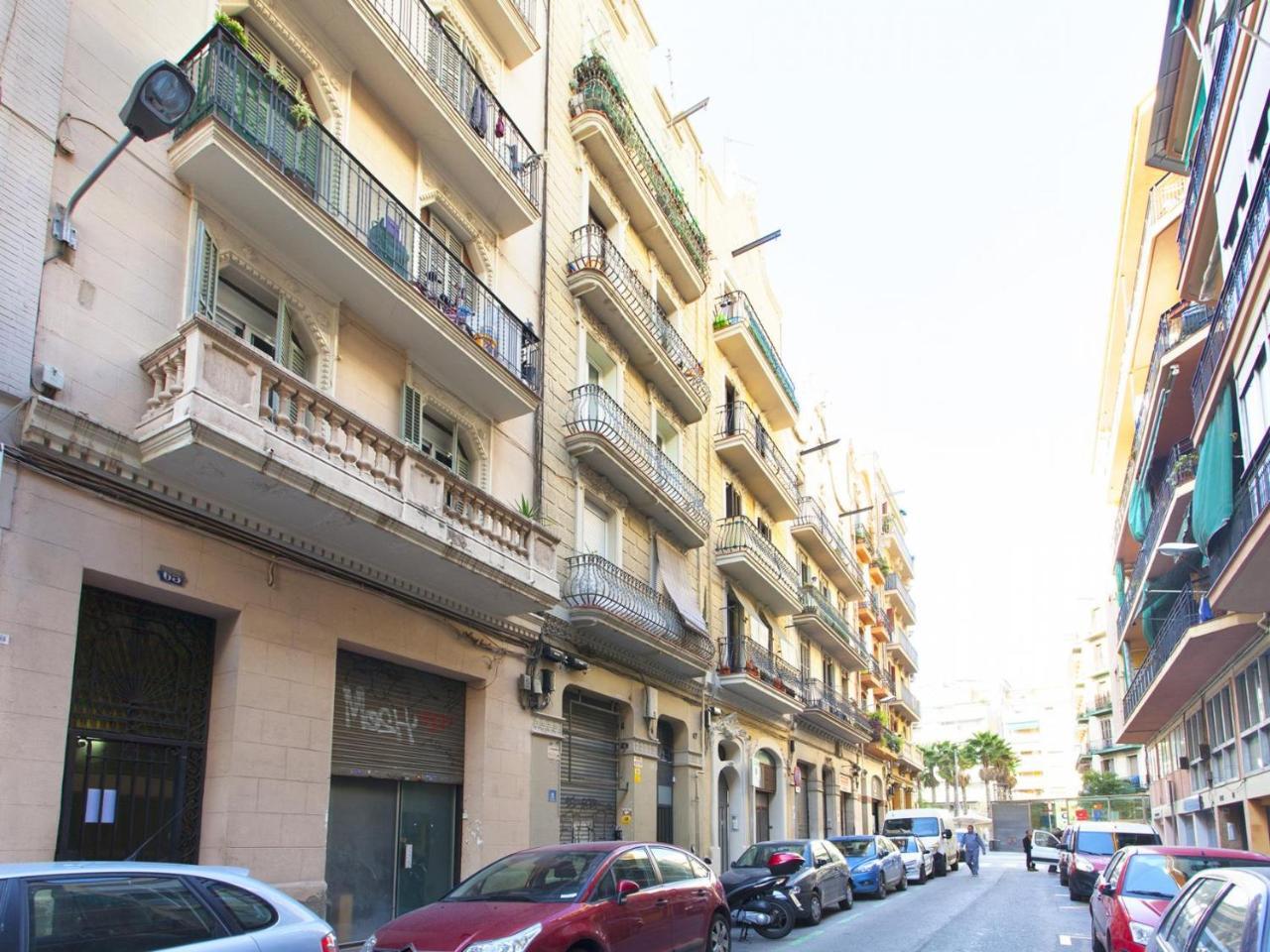 Elkano Apartment